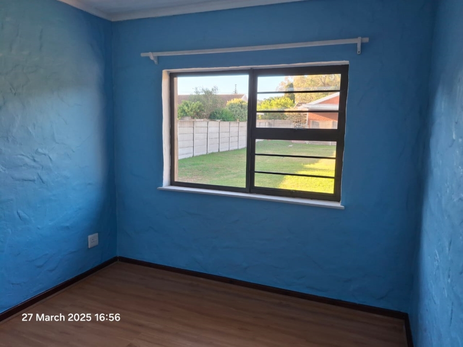 To Let 3 Bedroom Property for Rent in Framesby Eastern Cape